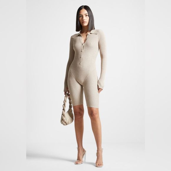 Maniere De Voir Pants - MANIERE DE VOIR RIBBED KNIT LONG SLEEVE PLAYSUIT - BEIGE. NWT LG.